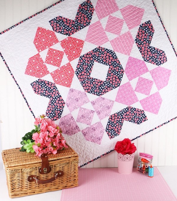 It’s Sew Emma Floret Quilt Pattern Finished size 42.5”x42.5”