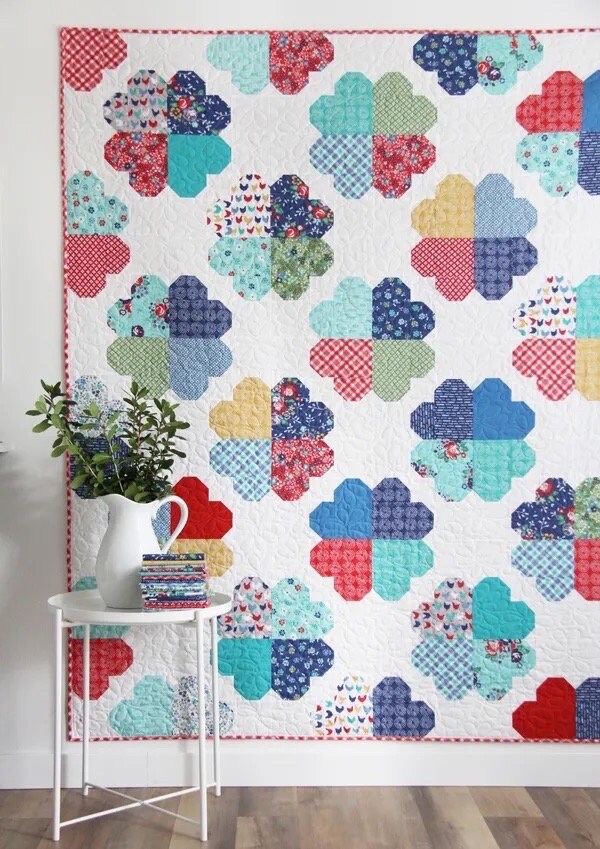 Cluck Cluck Sew Clover Quilt Pattern (4 Size Variations Per Pattern)