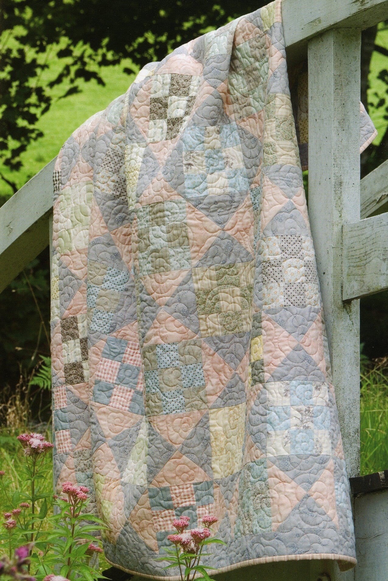 Pam & Nicky Lintott Jelly Roll Quilts Pattern Book (17 Projects Per Book)