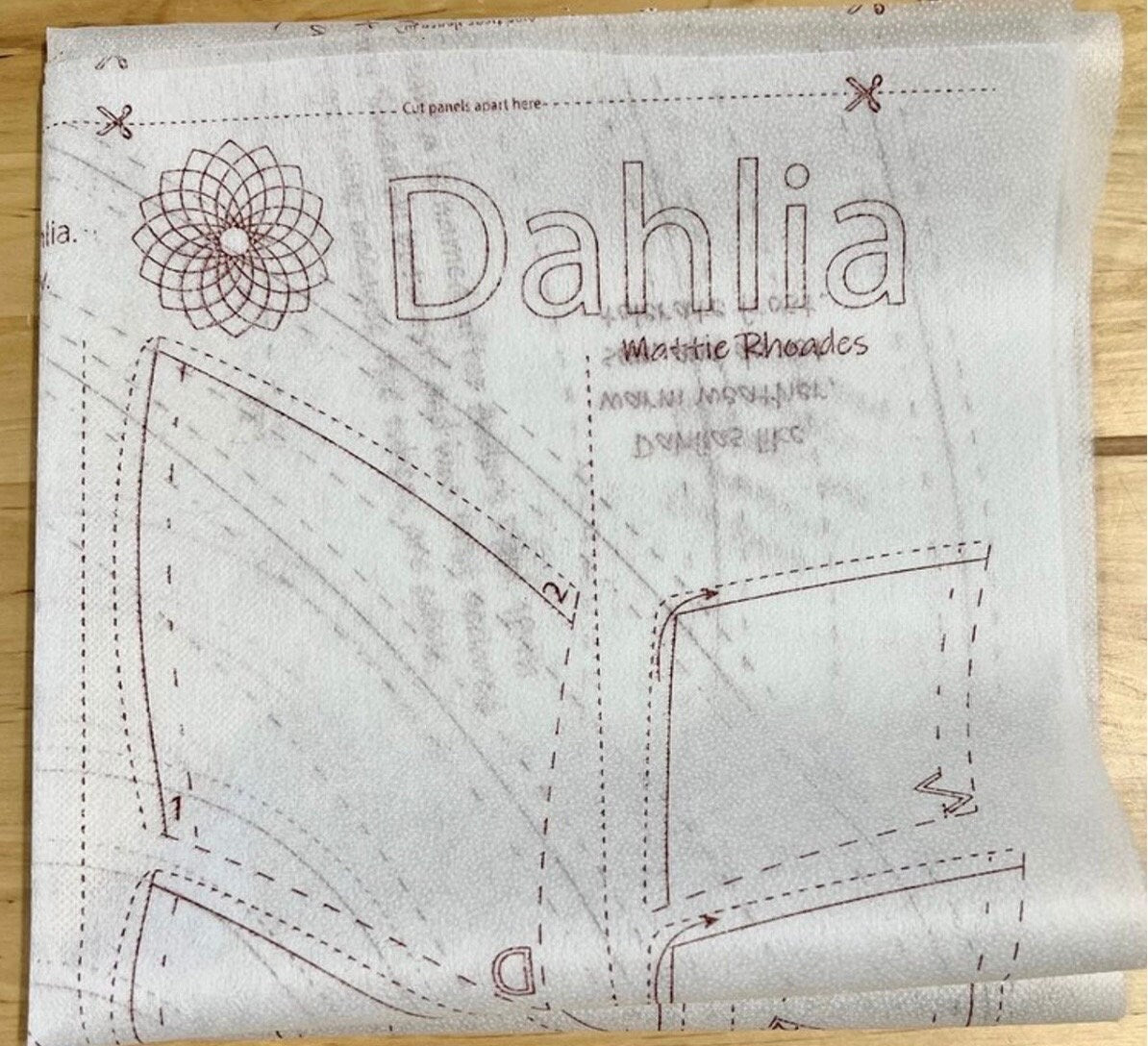 Quiltsmart Dahila Quilt Printed Interfacing Pack & Pattern Pack