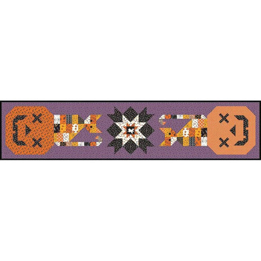 Riley Blake Calico Cats & Jacks Table Runner Kit Featuring Sandy Gervais Beggar's Night Fabric Collection