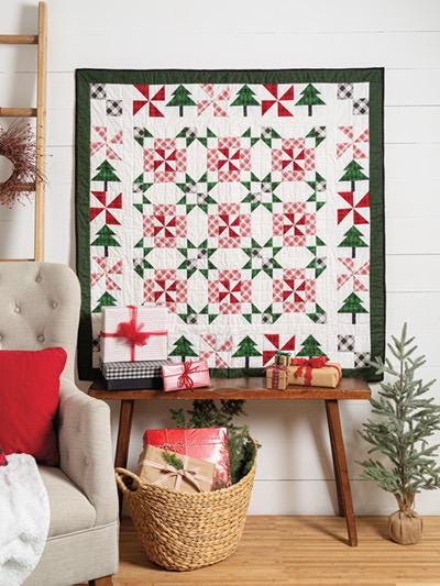Annie's Quilting A Very Merry Quilted Christmas Pattern Book - Make It a Joyful Season With 11 Festive Creative Projects (Softcover) A141536