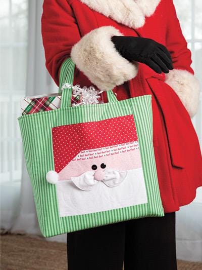 Annie's Quilting A Very Merry Quilted Christmas Pattern Book - Make It a Joyful Season With 11 Festive Creative Projects (Softcover) A141536