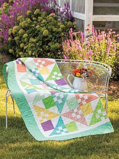 Annie's Quilting Forever Fabulous Fat Quarter Quilts Pattern Book - 9 Great Designs (Softcover) A141531