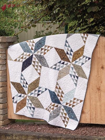 Annie's Quilting Forever Fabulous Fat Quarter Quilts Pattern Book - 9 Great Designs (Softcover) A141531