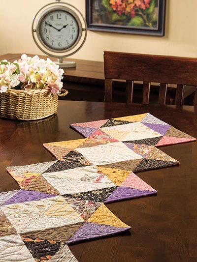 Annie's Quilting Precut Table Runners & Toppers Pattern Book - 13 Precut Friendly Projects (Softcover) A141401