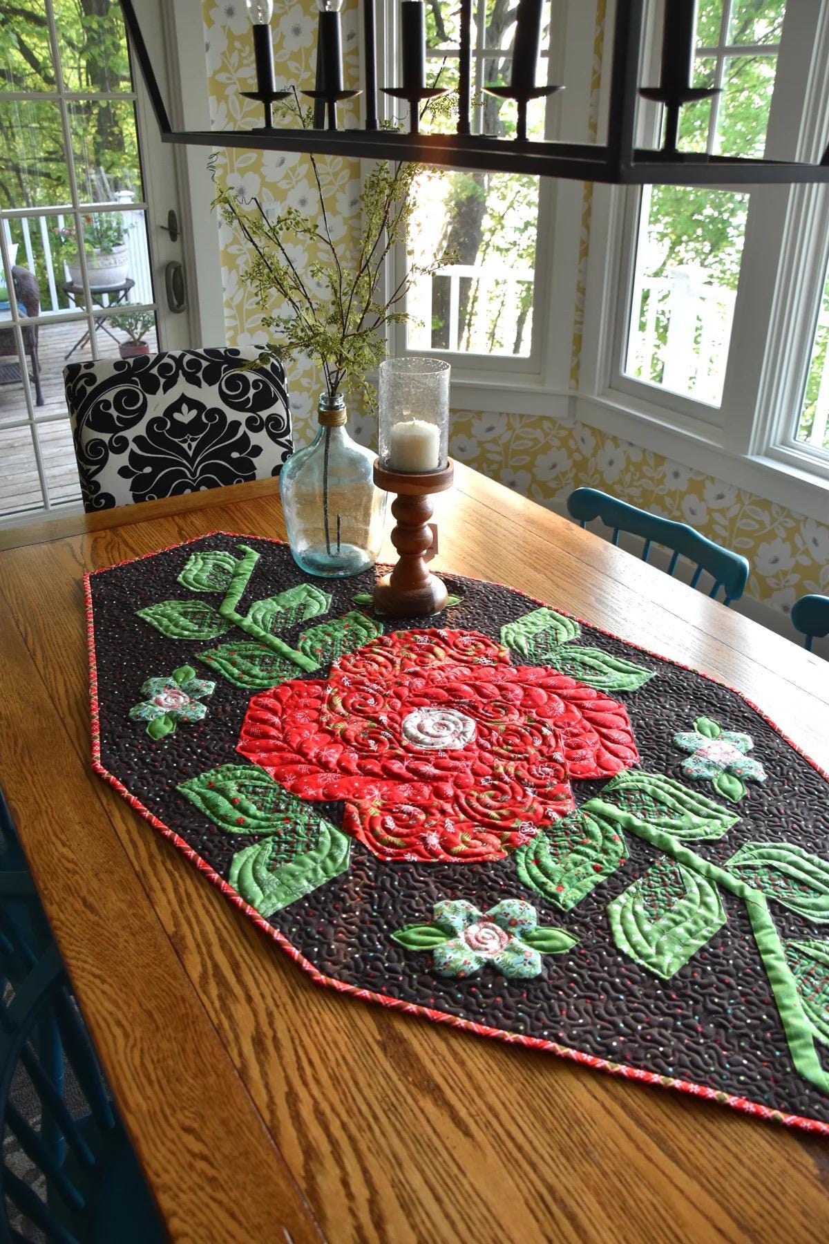 Anka's Treasures Rose Garden Table Runner Pattern - 2 Size Variations Per Pattern ANK349