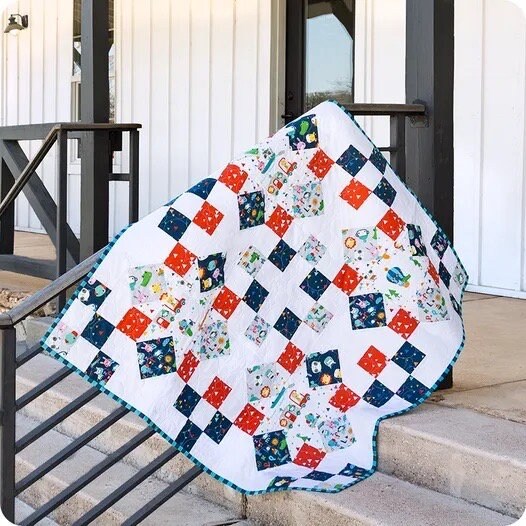 It's Sew Emma Away We Go Quilt Pattern Finished Size: 45.5"x45.5"