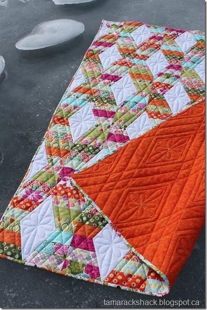 Jaybird Quilt Hugs & Kisses Quilt Pattern - 4 Size Variations Per Pattern