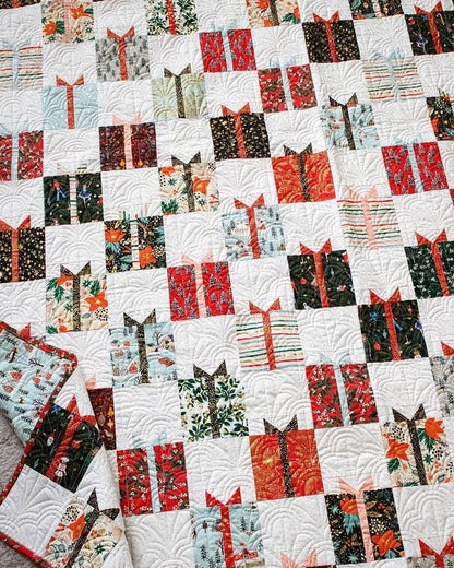 Lella Boutique Nice List Quilt Pattern Finished Sized: 76.5"x81.5"
