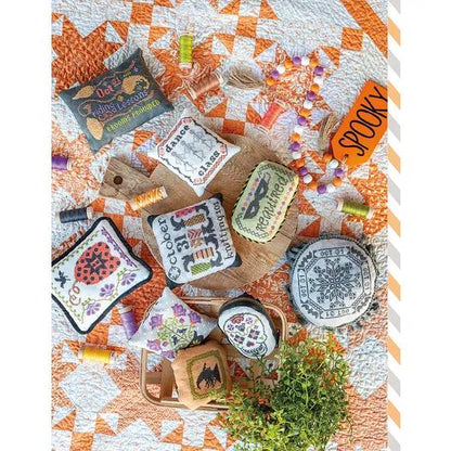 It's Sew Emma Halloween Memories Pattern Book - 15 New Projects Per Book (Softcover) ISE-960