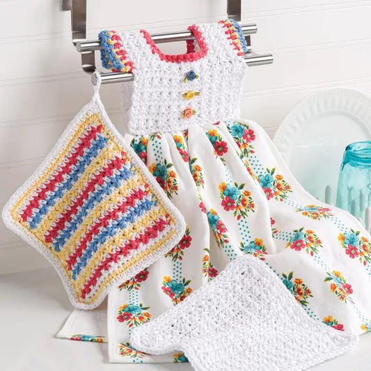 Annie's Crochet Dress Me Up Towel Toppers - 6 Vintage-Style Toppers With Matching Accessories (Softcover) 871823