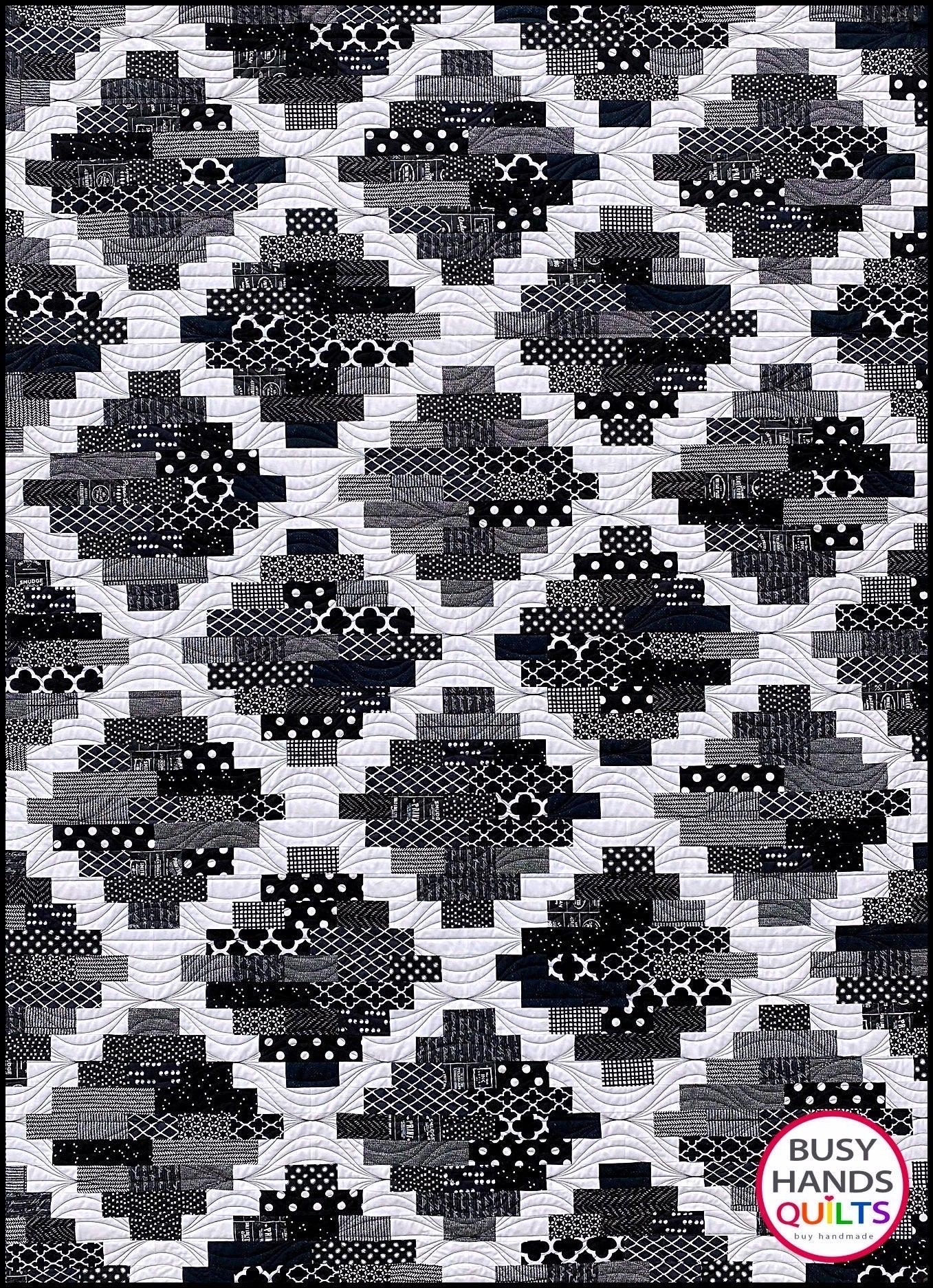 Busy Hands Quilts Hampton Court Quilt Pattern - 4 Size Variations Per Pattern BUS0401