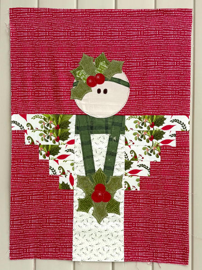 Cotton Street Commons How Does Your Garden Grow Quilt Pattern Finished Size: 72"x80"