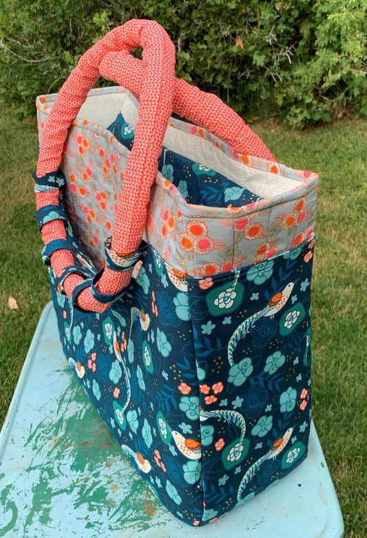 DIGITAL DOWNLOAD Cotton Street Commons The "Queenie" Bag Pattern Finished Size 17"x20"