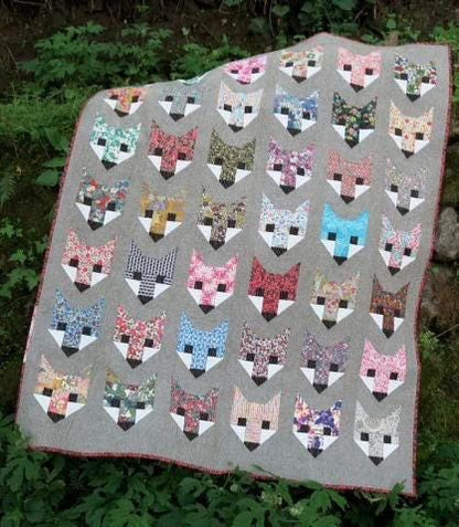 Elizabeth Hartman Fancy Fox Pattern - 3 Size Variations Per Pattern