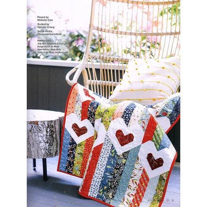 C&T Publishing Michelle Lander Cain Not-Your-Typical Jelly Roll Quilts - 14 Cute and Creative Projects (Softcover)