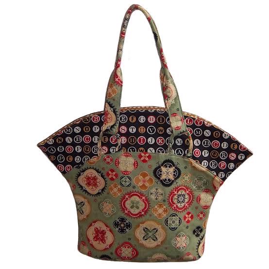 Around The Bobbin Sassy Tote Bag Pattern ATB-121